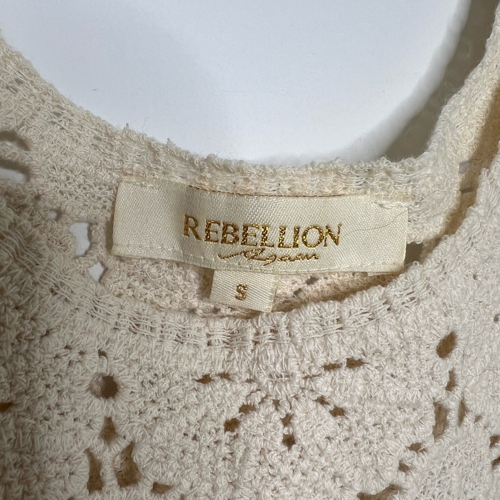 Rebellion Crop Crochet Style Tank Top Size Small - Picture 2 of 5